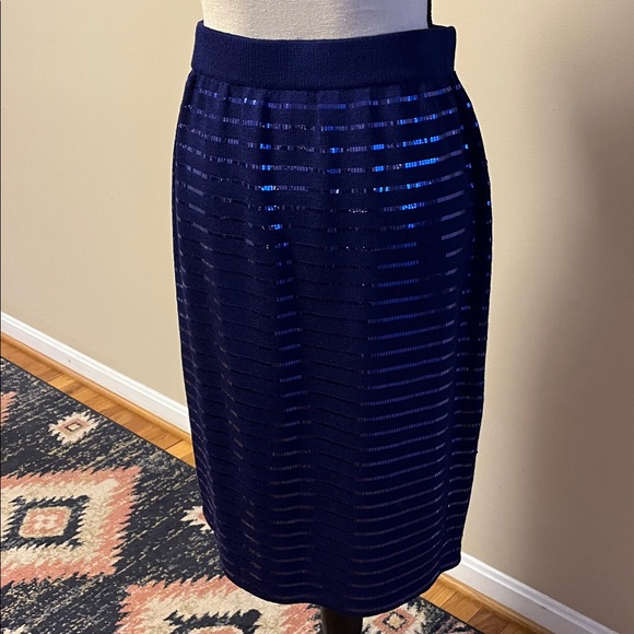 St. John new 2 piece suit, blue/purple, size 8, made in USA, sparkly skirt! - Picture 10 of 17